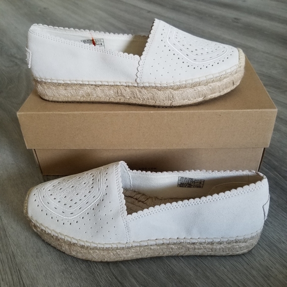 UGG Heidi Perf Espadrille - Picture 1 of 7